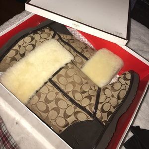 Coach boots